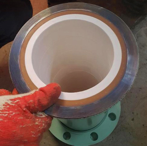 Ceramic cylinder liners